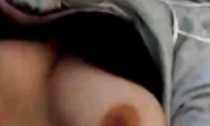 Adorable blonde salope film porno streaming complet dévore une grosse bite