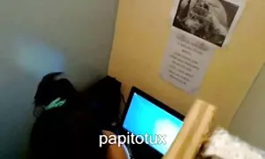 Belle salope Victoria prend un bain film x en entier gratuit chaud avec du sperme