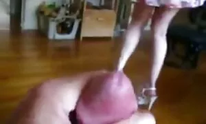 Maman film complet porno doit jouir et elle sait comment l'obtenir