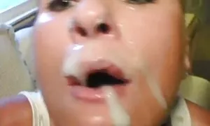 Voici comment grand-mère passe la streaming film porno entier journée paresseuse